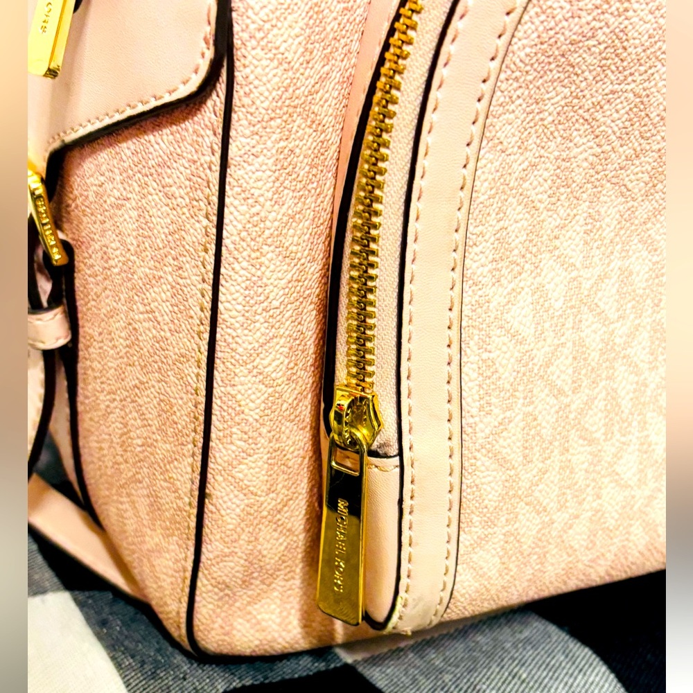 Michael Kors Womens Jaycee Logo Backpack (Dark Powder Blush) MK Signature - Picture 3 of 15